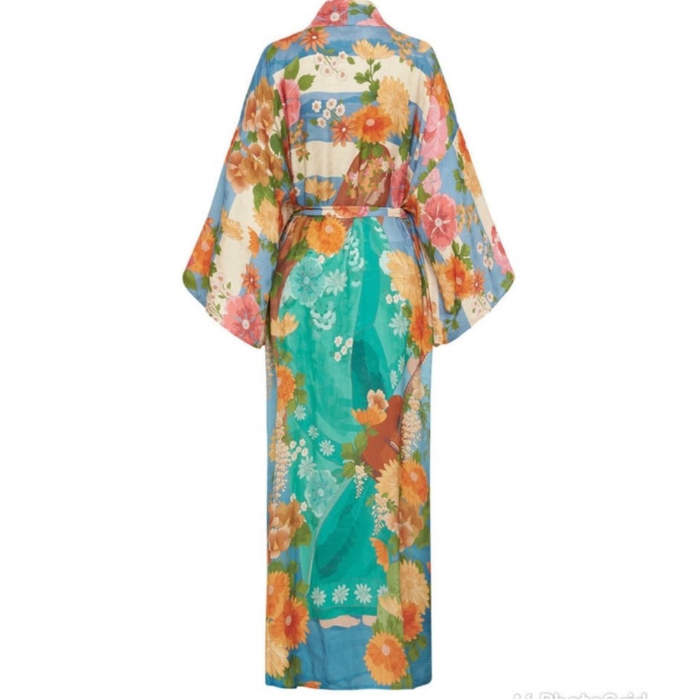 Carrie Kimono Robe